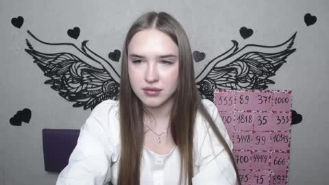 Snapshot of laurahlot chatting on 04/16/26, 05:58 LauraHlot online show from 04/16/26, 05:58