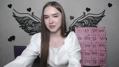 Snapshot of laurahlot chatting on 04/16/26, 09:39 LauraHlot online show from 04/16/26, 09:39