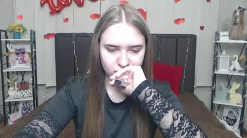 Snapshot of laurahlot chatting on 04/30/26, 06:09 LauraHlot online show from 04/30/26, 06:09