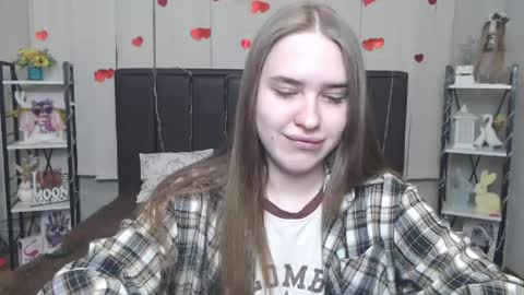 Snapshot of laurahlot chatting on 05/02/26, 06:13 LauraHlot online show from 05/02/26, 06:13