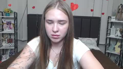 LauraHlot online show from 07/10/26, 05:59