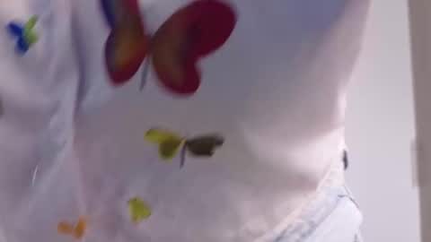 Snapshot of laurasex_21 chatting on 11/26/25, 09:27 Laura online show from 11/26/25, 09:27