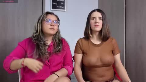 Snapshot of laurasex_21 chatting on 12/14/25, 09:08 Laura online show from 12/14/25, 09:08