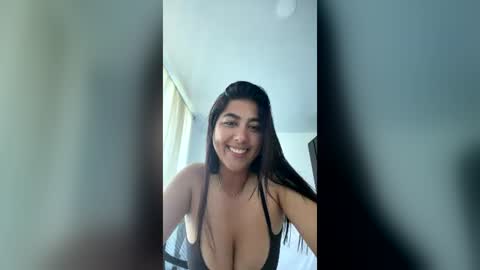laurasierra online show from 06/23/26, 04:05