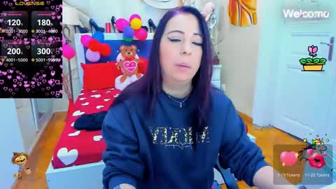 Laura online show from 02/10/25, 04:19