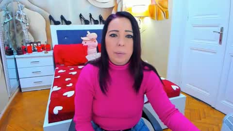 Laura online show from 02/24/25, 04:16