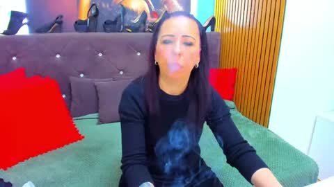 Snapshot of laurasinfull chatting on 05/02/26, 03:55 Laura online show from 05/02/26, 03:55