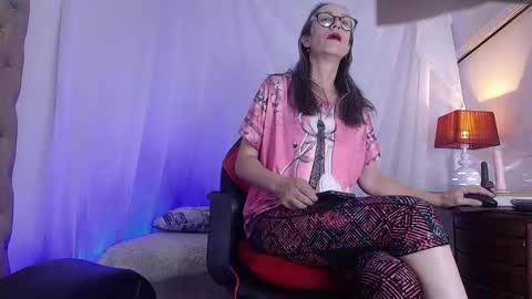 Snapshot of laurasofia45 chatting on 03/25/26, 03:23 Laura Sofia online show from 03/25/26, 03:23