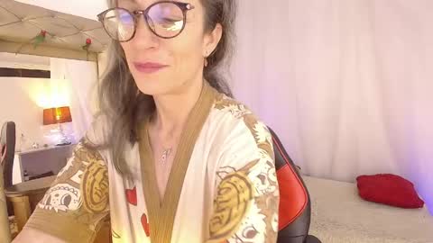 Snapshot of laurasofia45 chatting on 05/08/26, 02:55 Laura Sofia online show from 05/08/26, 02:55