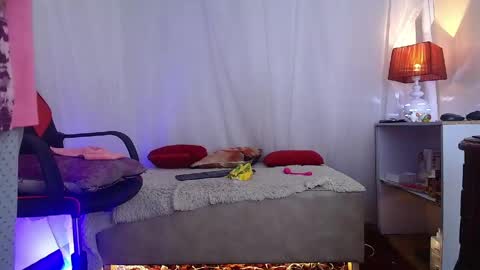Snapshot of laurasofia45 chatting on 05/29/26, 11:19 Laura Sofia online show from 05/29/26, 11:19