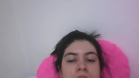 Snapshot of lauratobon6 chatting on 06/17/26, 06:49 lauratobon6 online show from 06/17/26, 06:49