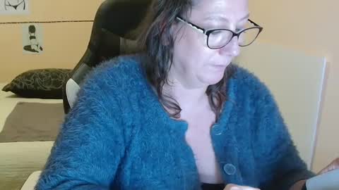 Snapshot of laureanne50 chatting on 12/04/24, 04:49 laureanne online show from 12/04/24, 04:49