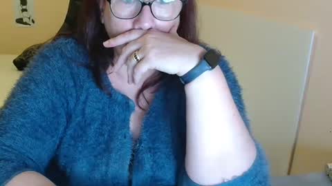 Snapshot of laureanne50 chatting on 12/14/24, 03:15 laureanne online show from 12/14/24, 03:15