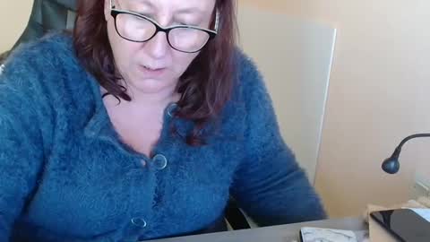 Snapshot of laureanne50 chatting on 02/06/25, 03:41 laureanne online show from 02/06/25, 03:41