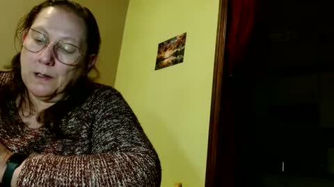 Snapshot of laureanne50 chatting on 03/08/25, 08:35 laureanne online show from 03/08/25, 08:35