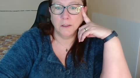 Snapshot of laureanne50 chatting on 03/10/25, 10:15 laureanne online show from 03/10/25, 10:15