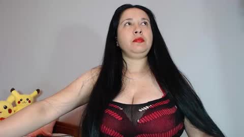 Snapshot of laureen777 chatting on 02/15/26, 10:03 laureen777 online show from 02/15/26, 10:03