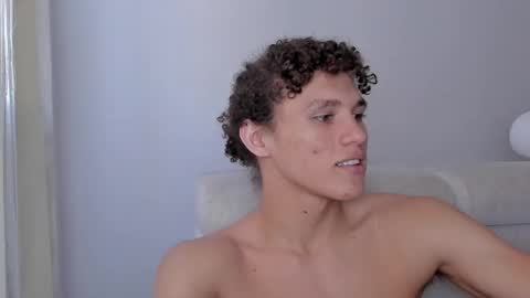 Laureent online show from 02/16/25, 05:26