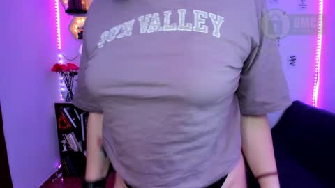  Im Lauren  independent model   online show from 01/18/25, 02:14