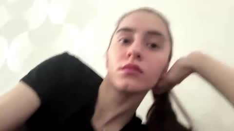 Snapshot of laurenadupuy chatting on 07/25/26, 02:47 laurenadupuy online show from 07/25/26, 02:47