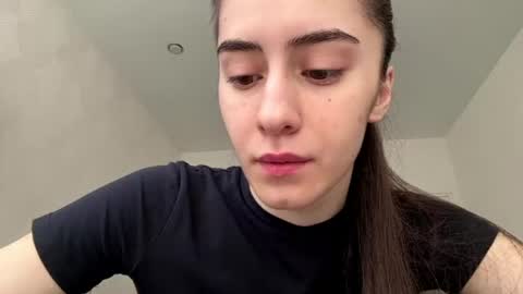 Snapshot of laurenadupuy chatting on 07/31/26, 01:21 laurenadupuy online show from 07/31/26, 01:21