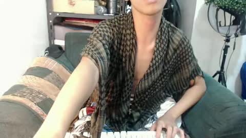 laurence_cuttieguyhere online show from 07/03/26, 12:28