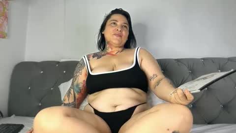 LAUREN online show from 05/11/26, 01:17