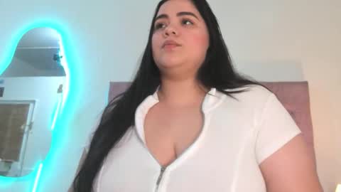 laurenlaine online show from 04/25/26, 05:54