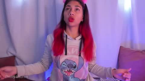 Lauren online show from 11/19/25, 03:34