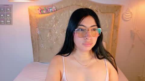 laurenn_smitth online show from 12/17/25, 12:33