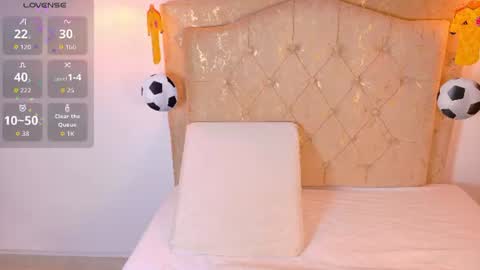 laurenn_smitth online show from 06/20/26, 12:41