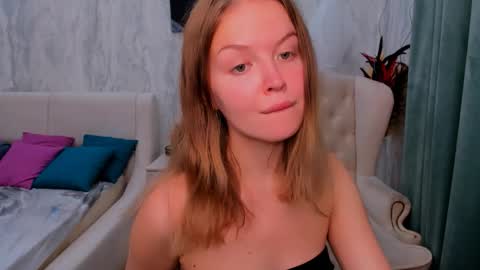 laurennhill online show from 09/17/25, 12:23