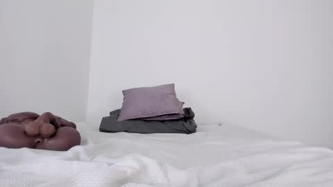 laurensmith9 online show from 01/29/25, 03:15