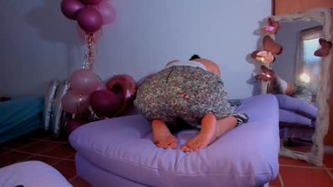 Lucie  online show from 01/08/25, 09:23