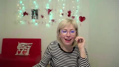 Snapshot of laurenwishy chatting on 02/14/26, 05:59 Lauren online show from 02/14/26, 05:59