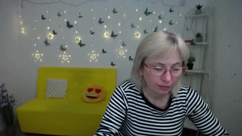 Snapshot of laurenwishy chatting on 02/21/26, 12:55 Lauren online show from 02/21/26, 12:55