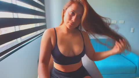 Lauri online show from 11/21/25, 07:12