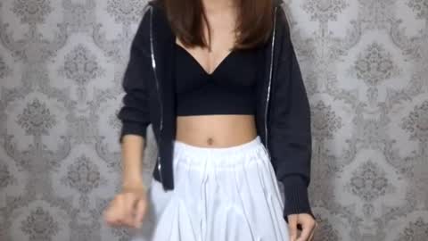 Snapshot of laurideklerk chatting on 03/11/26, 11:05 Hannah online show from 03/11/26, 11:05