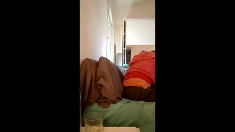 Snapshot of lauriehotxxx chatting on 02/20/26, 04:51 lauriehotxxx online show from 02/20/26, 04:51