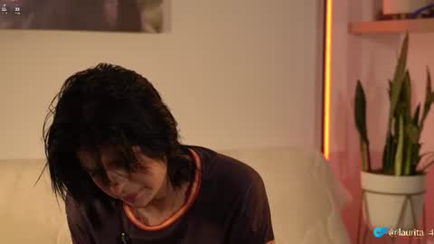 laurita_4 online show from 06/10/26, 10:58