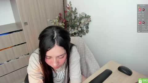 Lauryn online show from 05/04/26, 06:59