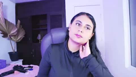 Snapshot of laurynjeffers chatting on 03/13/26, 12:39 LaurynJeffers online show from 03/13/26, 12:39