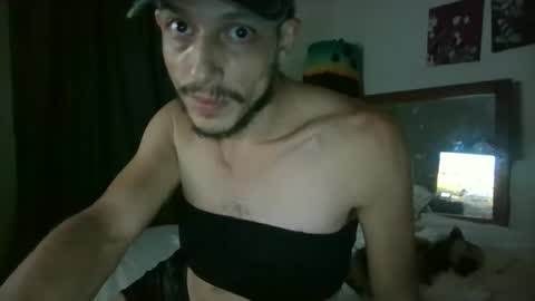 Snapshot of lausent chatting on 12/22/25, 02:19 Ed and Alexander online show from 12/22/25, 02:19