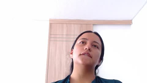 Laura online show from 11/17/25, 05:19