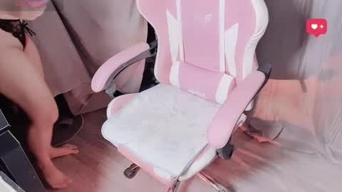 Snapshot of lavender_02 chatting on 03/19/26, 11:20 Tina online show from 03/19/26, 11:20