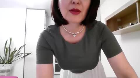 Diana  online show from 10/31/25, 05:03