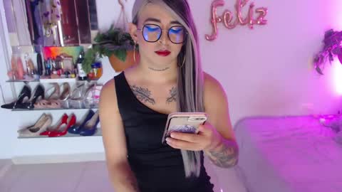 Cristina online show from 12/16/24, 11:18