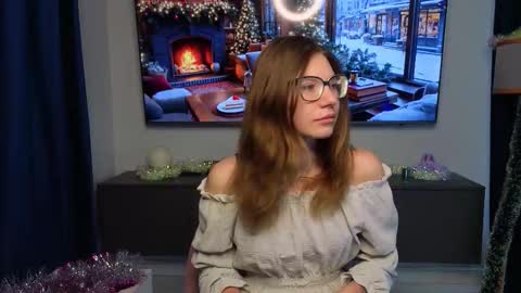 Gloria online show from 11/28/25, 06:16