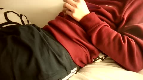 Snapshot of laveudos chatting on 02/16/25, 06:32 laveudos online show from 02/16/25, 06:32