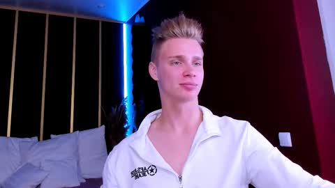 Lawrence online show from 10/03/25, 11:07